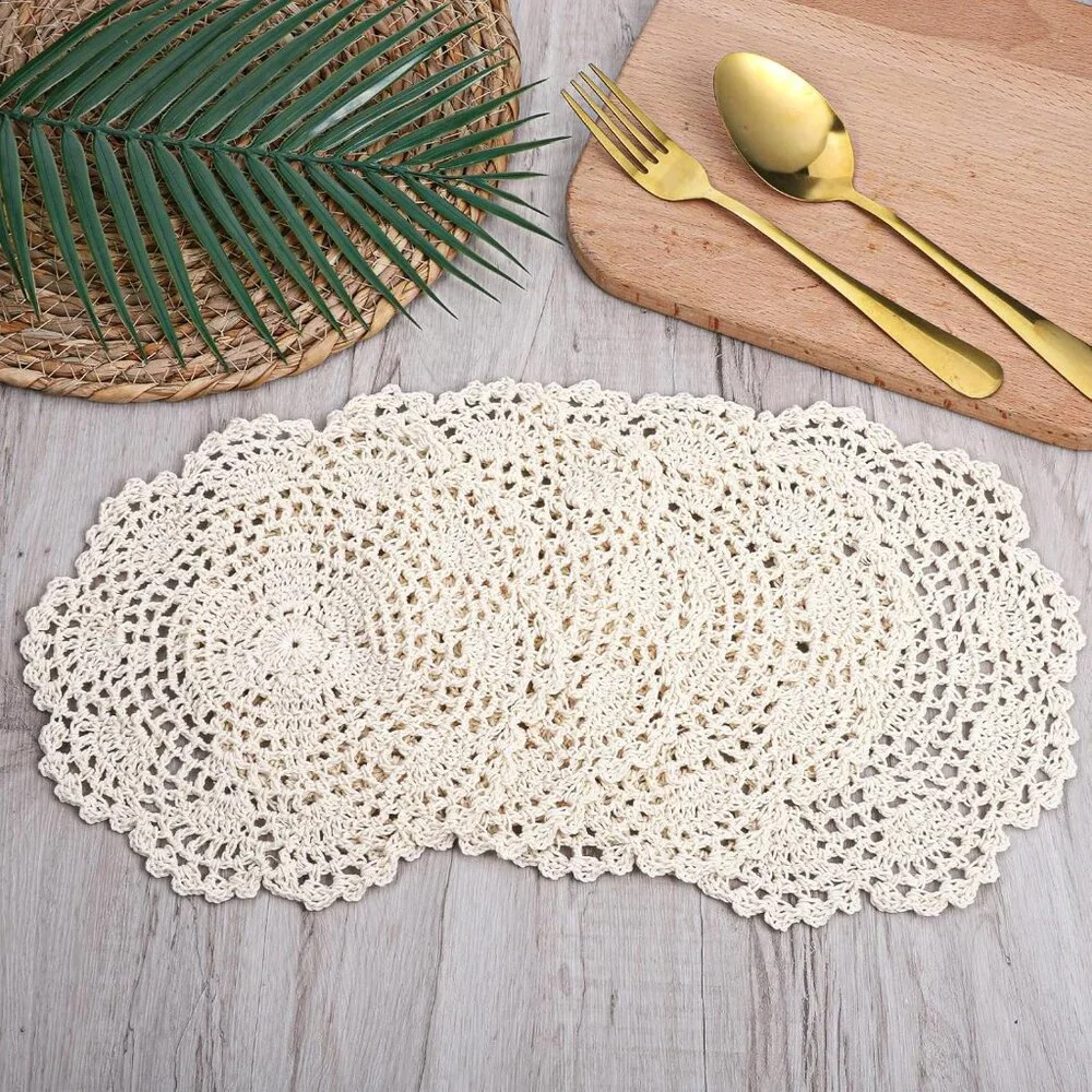 6 Handmade‎ Doilies 8
